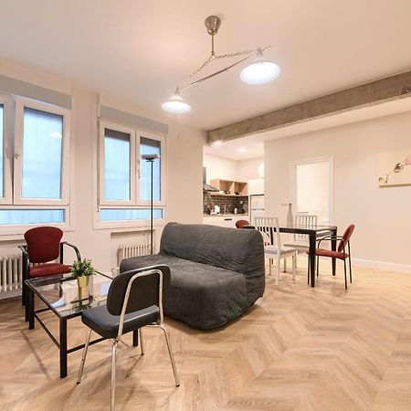 Euskalduna, Vivienda Turistica Moderna Y Renovado Билбао Екстериор снимка
