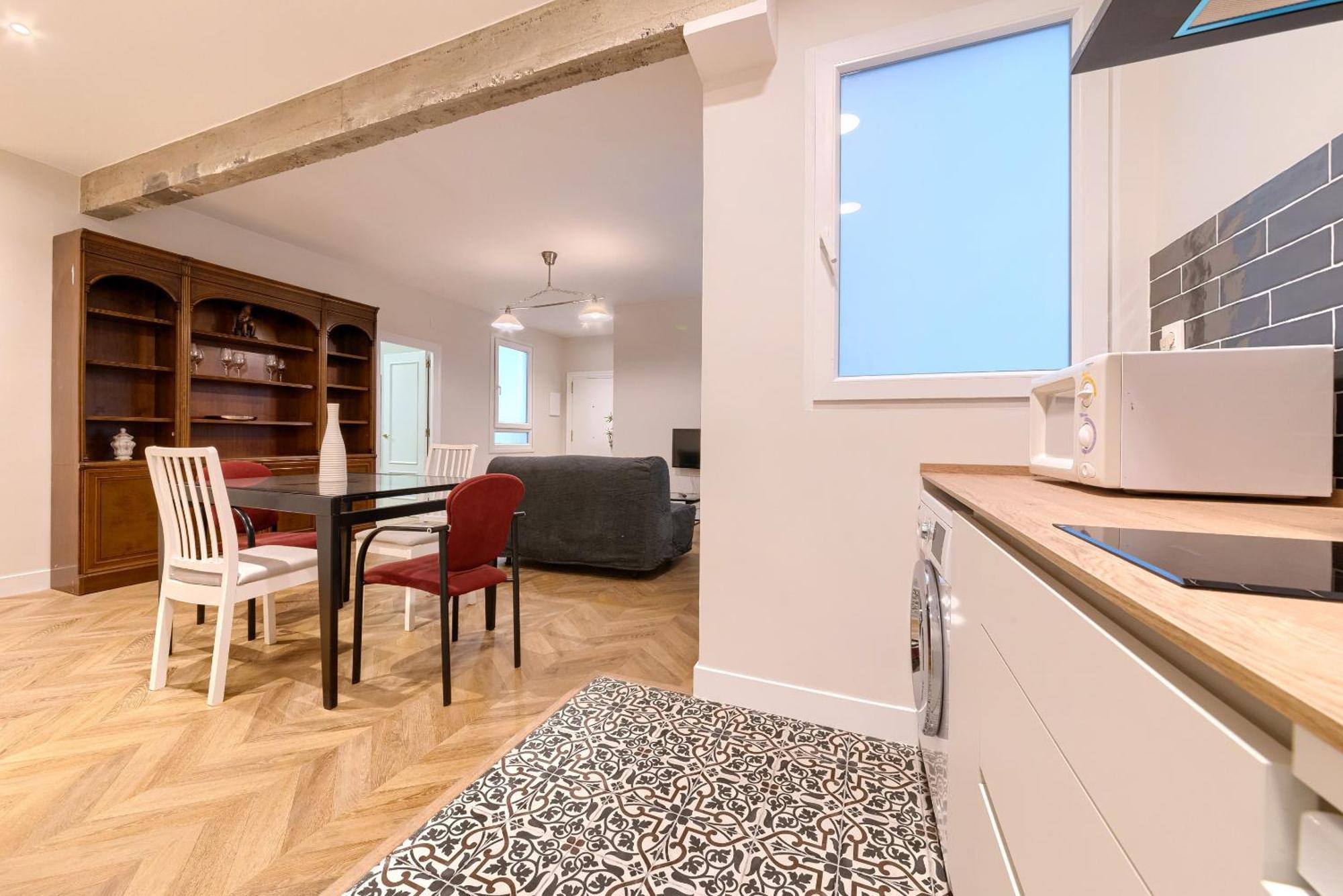 Euskalduna, Vivienda Turistica Moderna Y Renovado Билбао Екстериор снимка