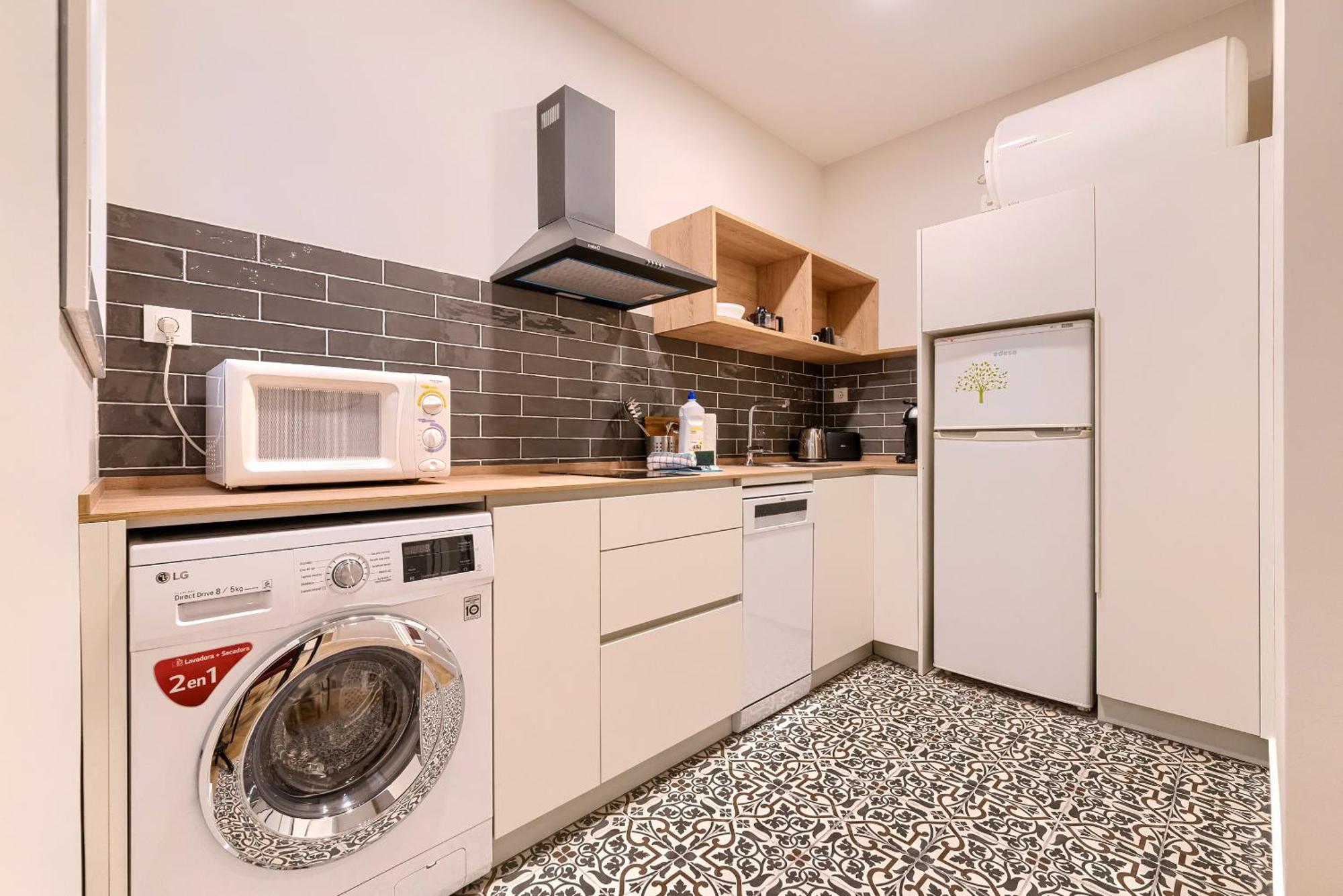 Euskalduna, Vivienda Turistica Moderna Y Renovado Билбао Екстериор снимка